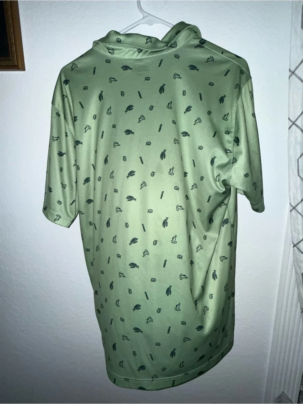Lightweight Men's Polo in Light Green with Micro Print - Picture 2 of 3